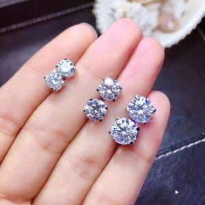 3 PAIR EARRING SET!!! 18K WHITE GOLD DIAMOND STUD EARRINGS/ Size 4MM/6MM/8MM